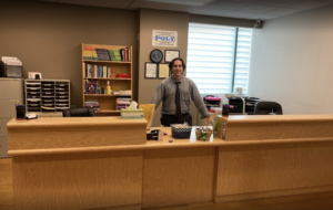 POLY INSTITUTE front desk ポリ・インステチュート・フロント